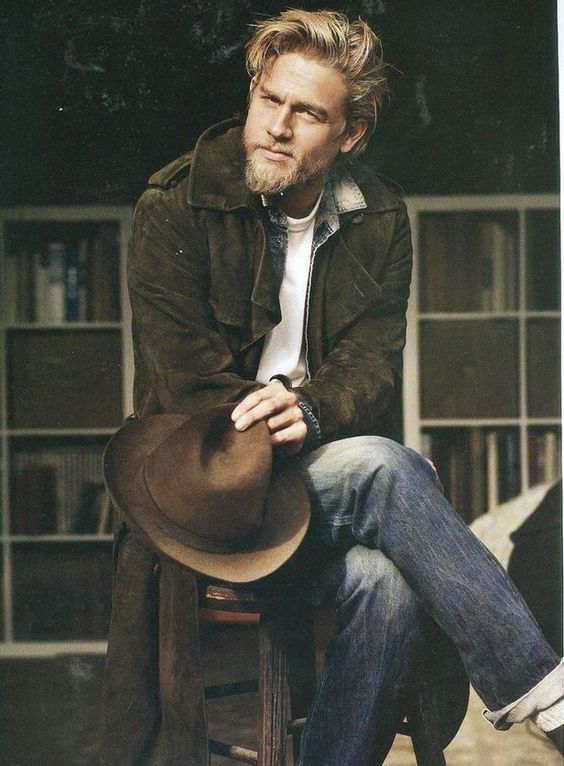 Bookish Temptations » Man Candy Monday: 