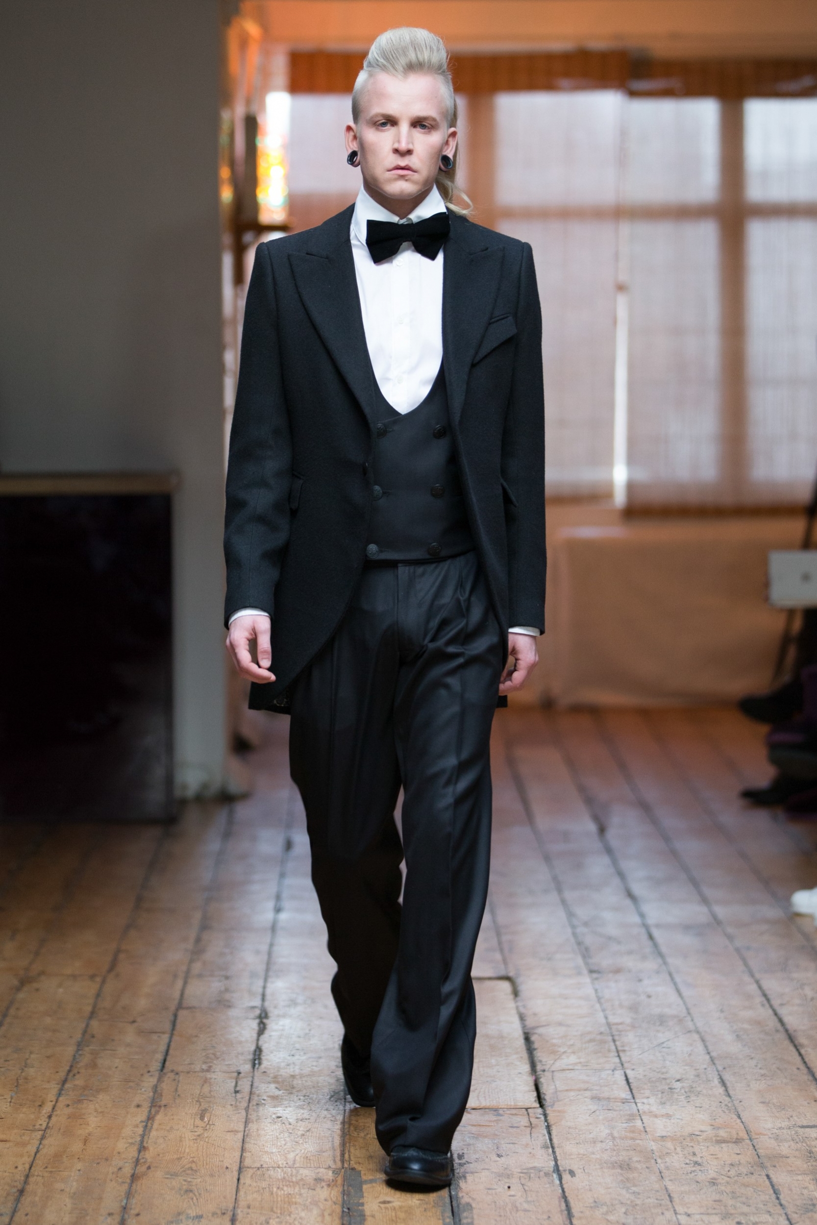 London Collections: Men Autumn Winter 2016 – Florin Dobre